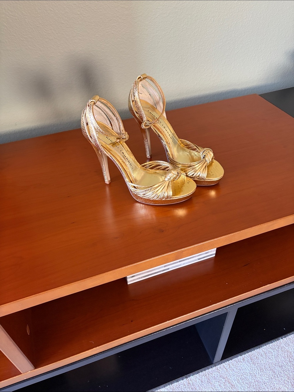 Chinese Laundry Gold Metallic Strappy Platform Heel Sandals